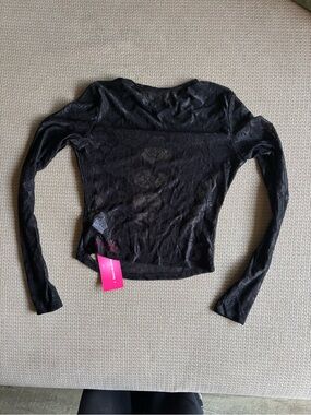SHEIN Black Long-Sleeve Lace Floral Top